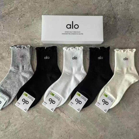 A14- ALO Yoga Women's Ruffled Cuff Athletic Half-Crew Socks 5-Pair Box Set - NWT
